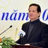 Le PM assiste à une réunion avec les conseillers commerciaux vietnamiens à l’étranger