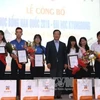 La R. de Corée remet des bourses aux élèves de Thua-Thiên Huê