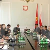 Le vice-président de l’AN Uông Chu Luu en visite de travail en Pologne