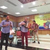 Echange musical à l'occasion de la visite de l'accordéoniste Alvaro Meza au Vietnam