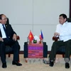 Le Premier ministre Nguyen Xuan Phuc rencontre le président philippin