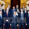 Le Premier ministre Nguyên Xuân Phuc reçoit le Duc de Cambridge