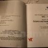 Publication du 4e volume du Grand Dictionnaire tchèque-vietnamien