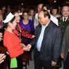 Le PM Nguyên Xuân Phuc à la Fête de grande union nationale à Hoa Binh