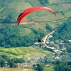 Ouverture du Festival de parapente au col Khau Pha à Yen Bai 