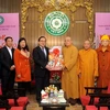 Le secrétaire du Comité du Parti de Hanoï présente ses vœux du Nouvel An aux bouddhistes