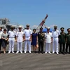 Trois navires de la Marine indienne en visite à Dà Nang