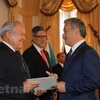 Le président du Salvador apprécie la coopération multiforme avec le Vietnam