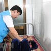 Traitement médical gratuit par des médecins coréens pour des habitants de Quang Ngai 