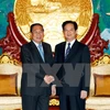 Le PM Nguyen Tan Dung reçu par des dirigeants laotiens