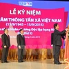 Le PM Nguyen Tan Dung à la cérémonie de célébration du 70e anniversaire de l'Agence vietnamienne d'Information. 