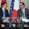 Le président Truong Tan Sang rencontre son homologue français François Hollande