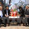 Le président Nguyen Sinh Hung rencontre le président de l’ANP du Guangdong 