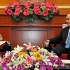 Nguyên Thiên Nhân reçoit le nouvel ambassadeur suisse au Vietnam