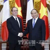 Entrevue Nguyen Xuan Phuc et François Hollande