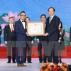 Remise du prix Hô Chi Minh à des scientifiques 