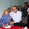 Têt traditionnel: le président du Front de la Patrie se rend à Vinh Long 