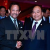 ASEAN : le PM Nguyen Xuan Phuc rencontre le sultan du Brunei
