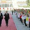 Le président vietnamien Trân Dai Quang (droite) et le secrétaire général du Parti communiste chinois et président chinois Xi Jinping, le 11 mai à Pékin. 