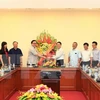 Le secrétaire du Comité du Parti pour Hanoï rend visite à la VNA