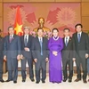 La présidente de l’Assemblée nationale reçoit des hôtes laotiens