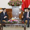 Le vice-Premier ministre Pham Binh Minh reçoit l'ambassadeur de Mongolie