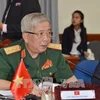 Le général Nguyen Chi Vinh reçoit une délégation du ministère japonais des AE