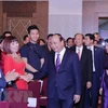 Le PM Nguyên Xuân Phuc rencontre des Vietnamiens en Autriche