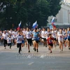 Près de 1.500 participants à la 46e course du journal Ha Nôi Moi