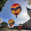 Vols en montgolfière dans le ciel de la ville de Da Lat
