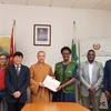 Aide vietnamienne pour les sinistrés des cyclones Idai et Kenneth au Mozambique