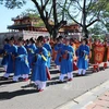 Procession de la tablette commémorative du roi Hàm Nghi à la citadelle de Tân So