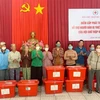 La Croix-Rouge du Vietnam soutient aux victimes des inondations à Quang Ngai