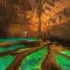 La beauté surréaliste du nouveau système de grottes à Quang Binh