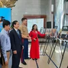Quang Tri : Ouverture d'une exposition de photos sur le Vietnam et les États-Unis