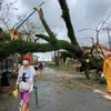 Le super typhon Goni frappe les Philippines, provoquant des glissements de terrain