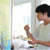 Le peintre de 14 ans Xeo Chu collecte 130.000 dollars pour la lutte contre le COVID-19