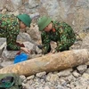 Quang Binh : neutralisation réussie d'une bombe de 200 kg trouvée dans une zone résidentielle