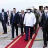 Le président ougandais entame sa visite officielle au Vietnam