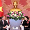 La présidente de l’AN Nguyen Thi Kim Ngan reçoit le ministre italien des AE