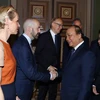 Le PM Nguyen Xuan Phuc rencontre des responsables de groupes économiques suédois