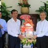 Pâques: félicitations aux catholiques et protestants de Vinh Long