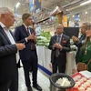 Une marque du riz vietnamien présentée au supermarché E.Leclerc en France