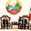 Des dirigeants laotiens saluent les relations juridiques Vietnam-Laos
