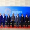 Le Premier ministre Nguyên Xuân Phuc rentre à Hanoi après sa réunion et sa visite en Indonésie