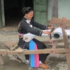 Chez les Cao Lan de Khe Nghè, le métier à tisser la tradition 