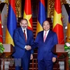 Entretien entre les Premiers ministres vietnamien et arménien