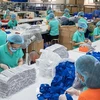 Le Vietnam a exporté 557 millions de masques médicaux au 1er semestre