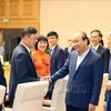 Le PM Nguyen Xuan Phuc recontre les ambassadeurs vietnamiens à l'étranger