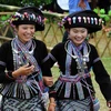 Honorer la beauté des costumes traditionnels des ethnies minoritaires dans la région Nord